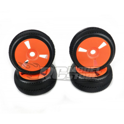 VP Pro Turbo Trax 1/8 Buggy Tyres Mounted on Rims Arancio